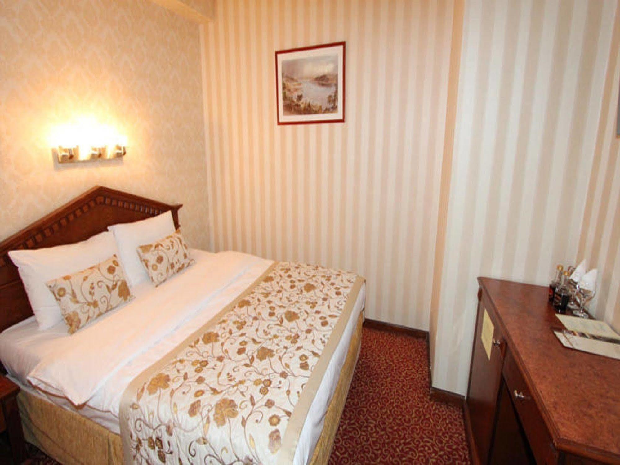 Endican Beyazit Hotel Estambul Exterior foto